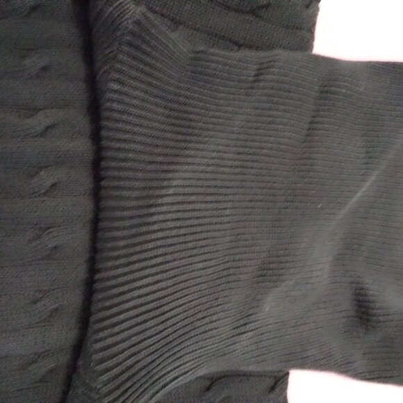 Tommy Hilfiger Turtleneck and Calvin Klein Cowlneck Sweaters - Picture 13 of 16